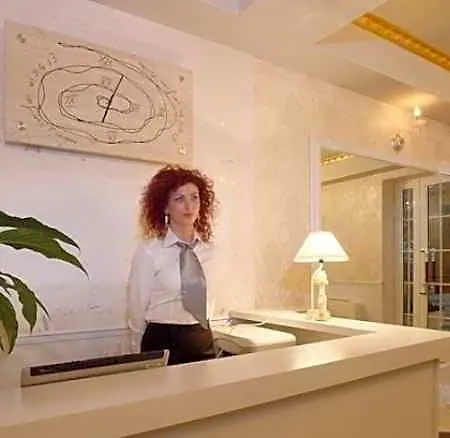 Kastria 4* Tirana